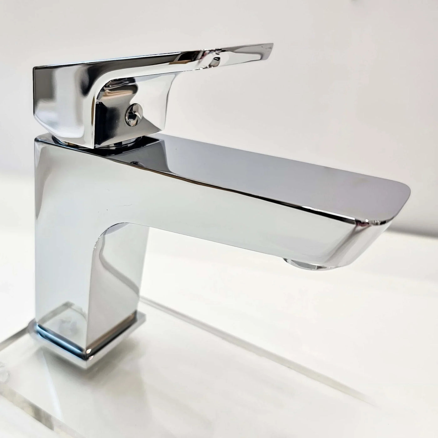 Torneira para Banheiro Monocomando Bica Baixa - Mondo Mio - Balance Baixa