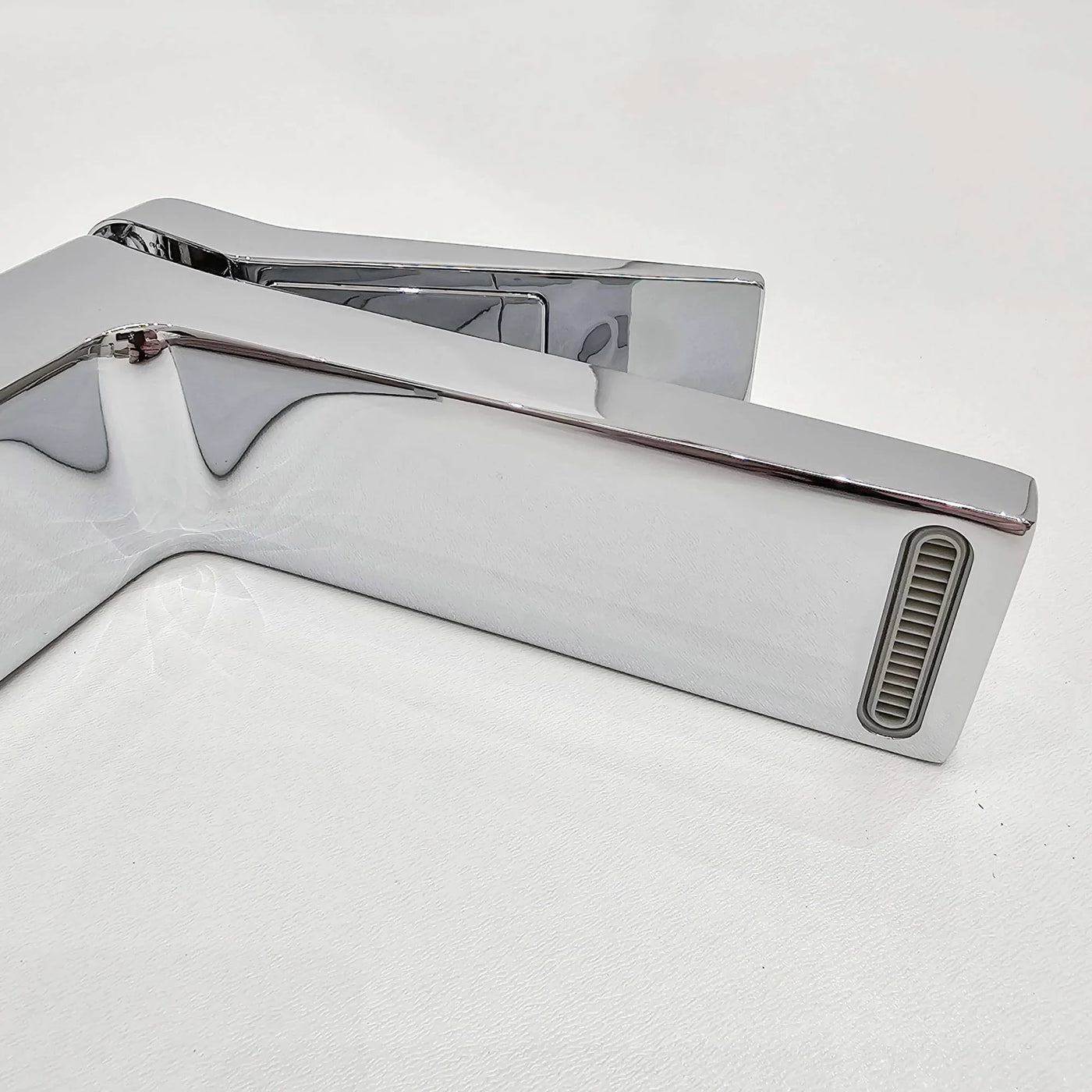 Torneira para Banheiro Monocomando Bica Alta - MondoMio - Angle Alta - SD91