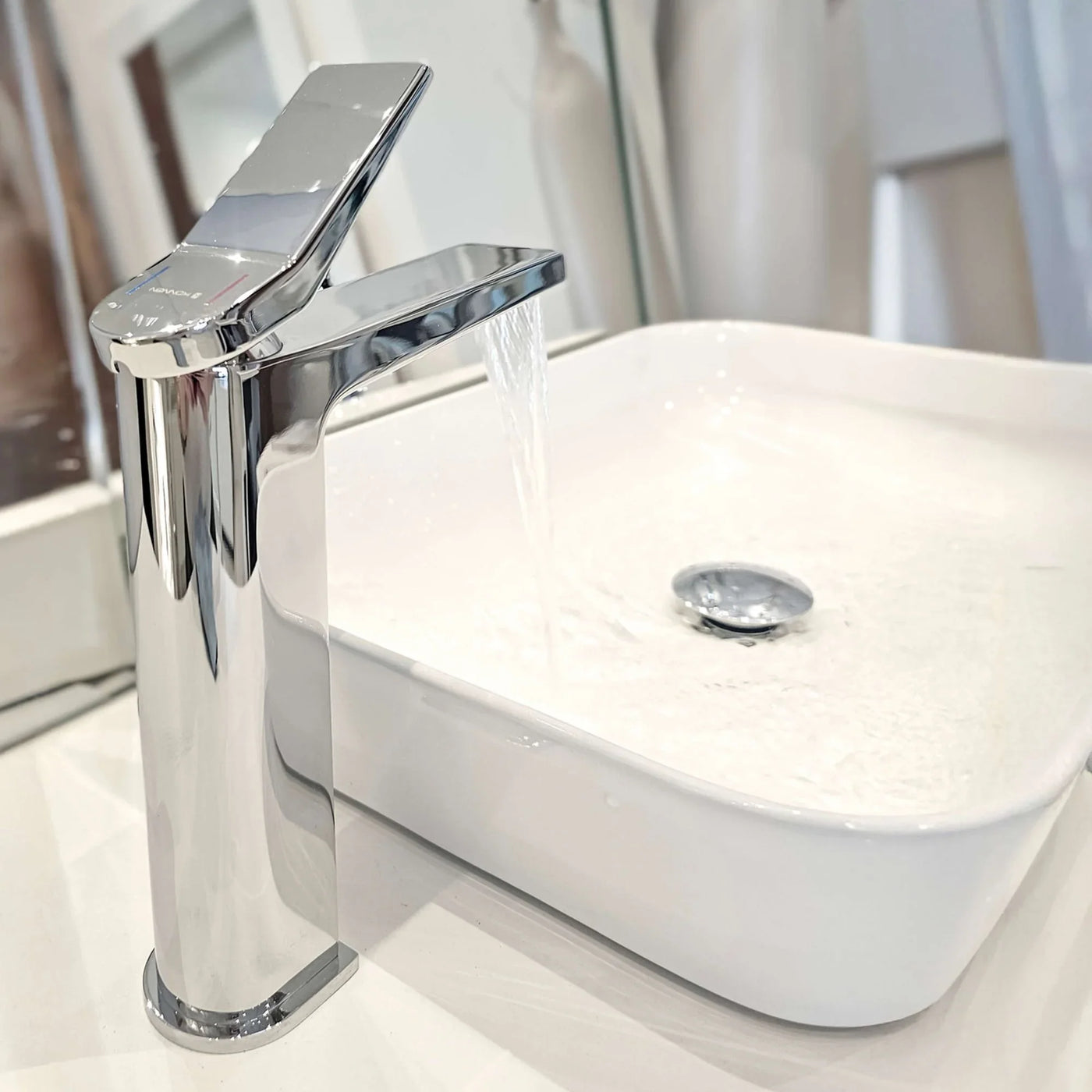 Torneira para Banheiro Monocomando Bica Alta - MondoMio - Angle Alta - SD91