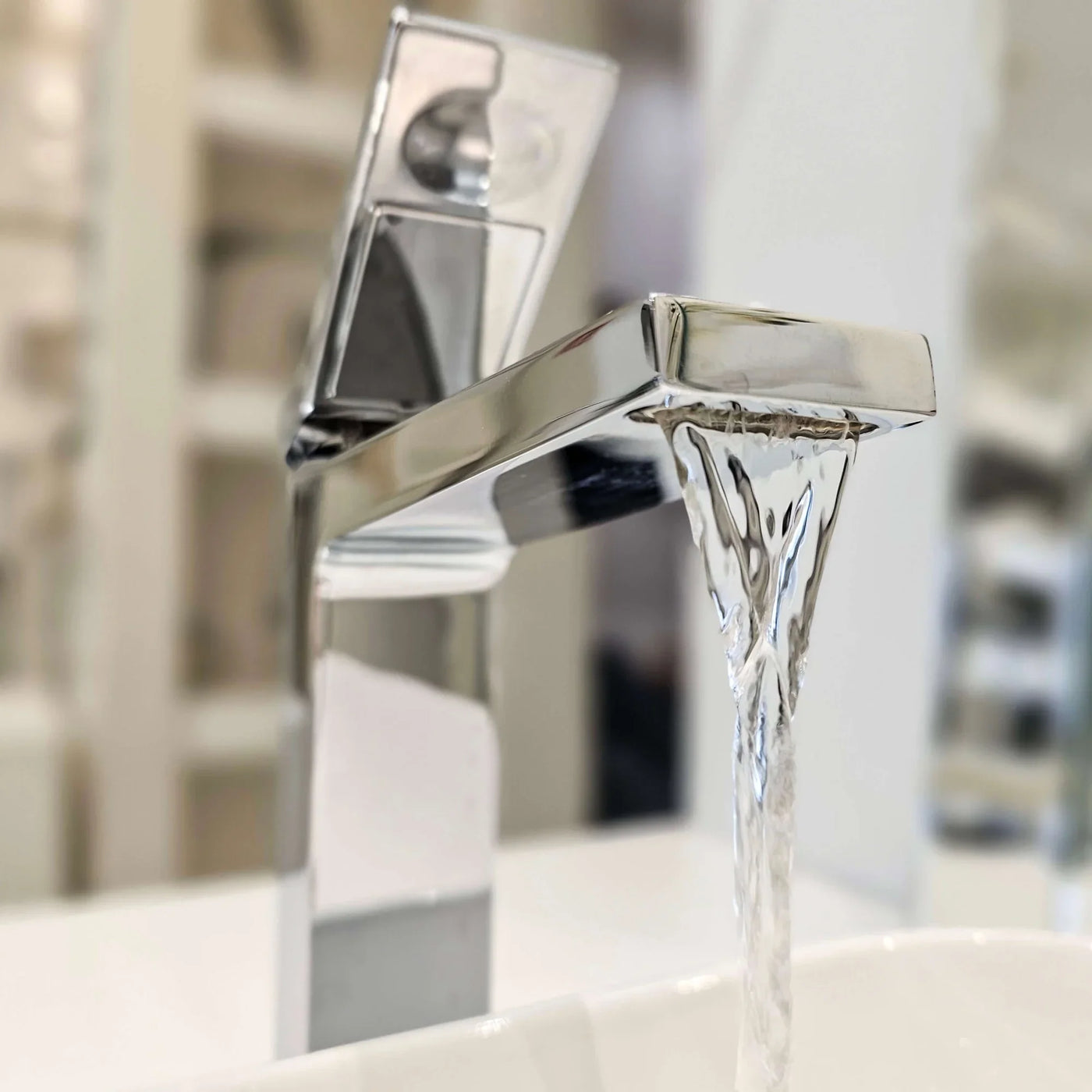 Torneira para Banheiro Monocomando Bica Alta - MondoMio - Angle Alta - SD91