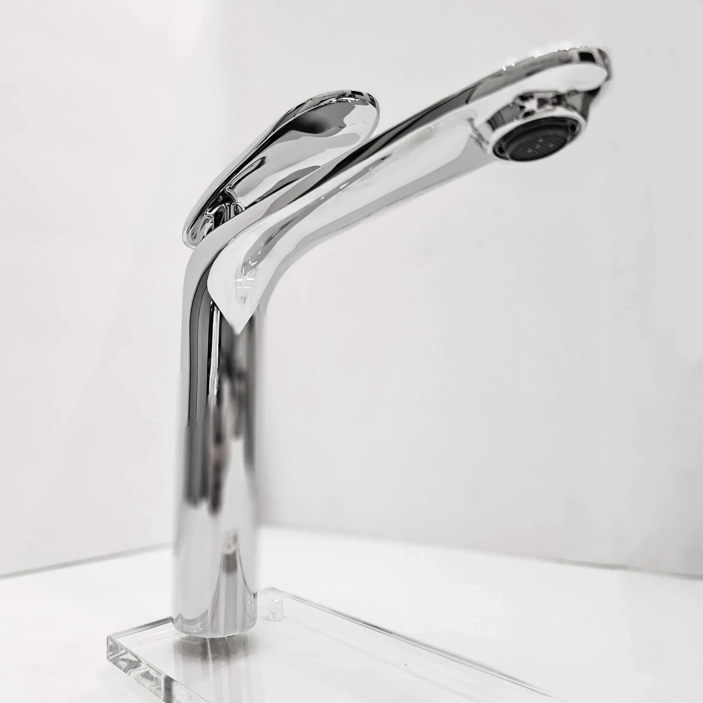 Torneira para Banheiro Monocomando Bica Alta - MondoMio - Curves Alta - SD9